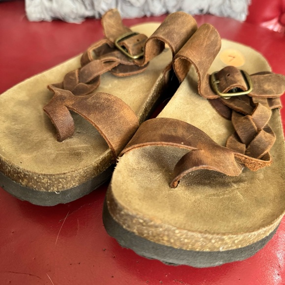 White Mountain Footbed sandals, 7 - Picture 6 of 7